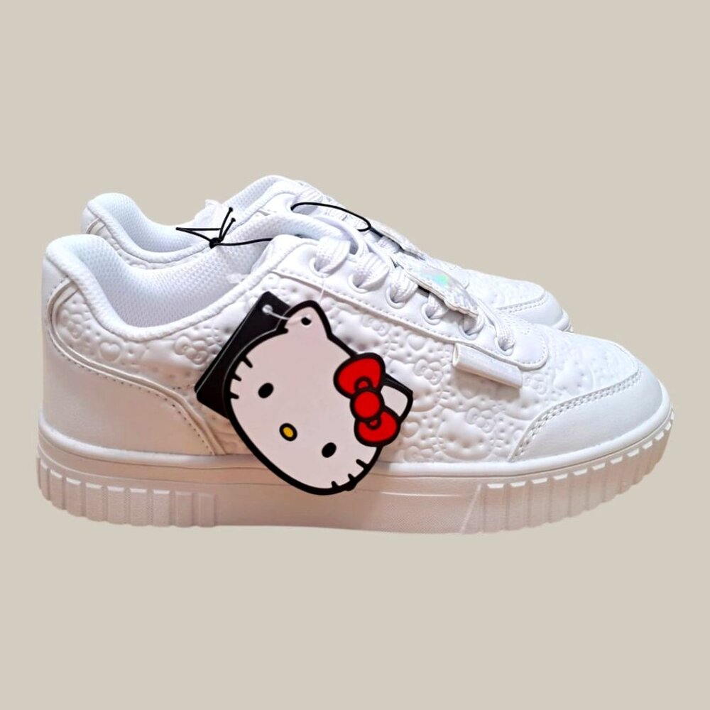 NWT Women's Hello Kitty Lace-Up Sneakers - White - Limited Edition - Size 6
